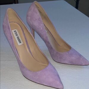 Steve Madden Lavender Suede Heels